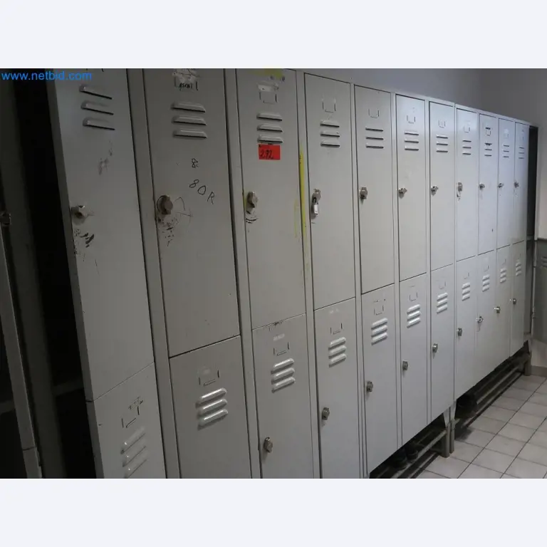 Sistemas de pesagem, enchimento e embalagem, máquinas, equipamento operacional e de escritório em bom estado de conservação-12
