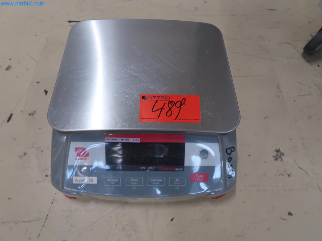 Sistemas de pesagem, enchimento e embalagem, máquinas, equipamento operacional e de escritório em bom estado de conservação-16