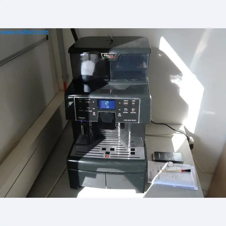Sistemas de pesagem, enchimento e embalagem, máquinas, equipamento operacional e de escritório em bom estado de conservação-2