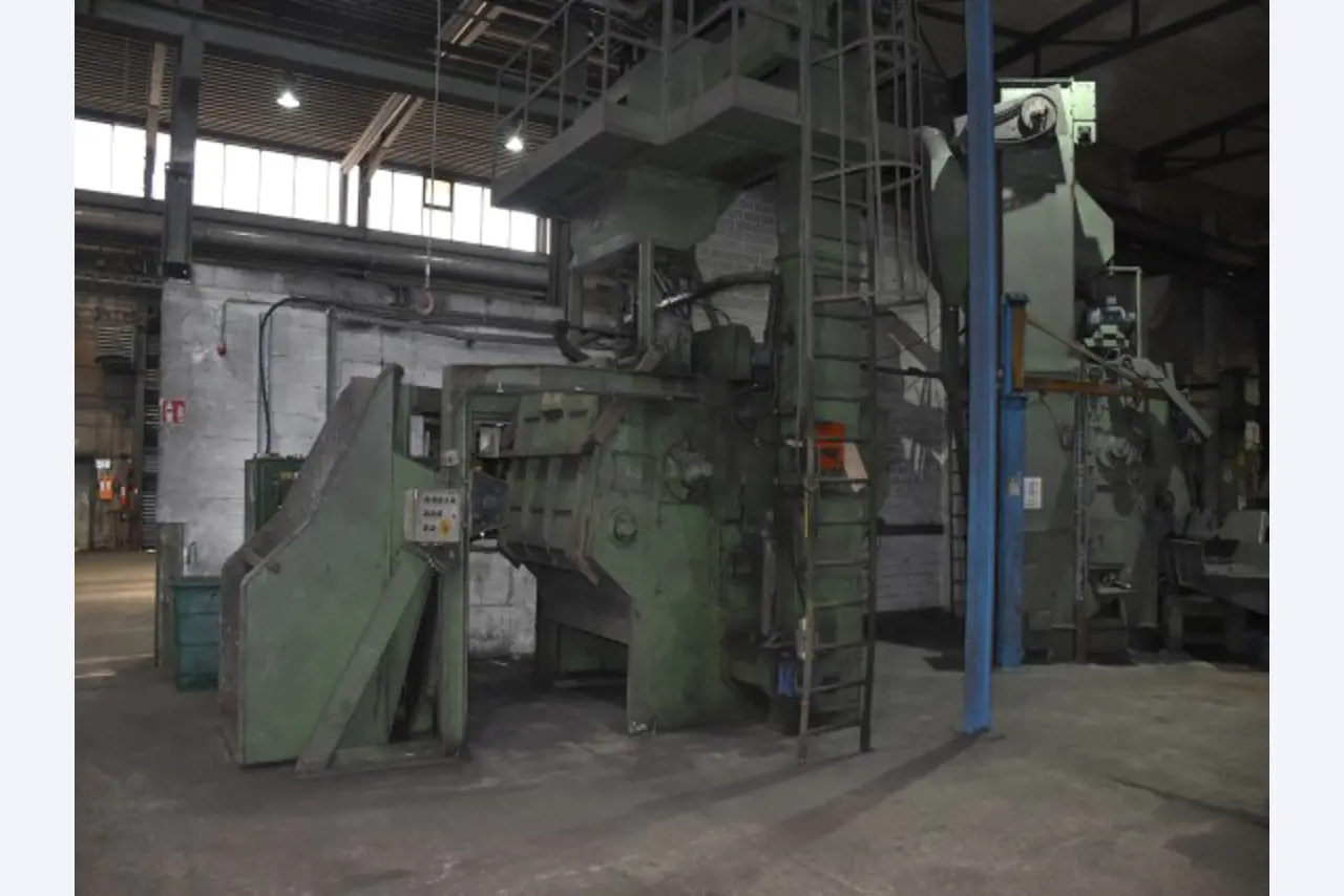 Used machines in the field of grinding and blasting technology-2