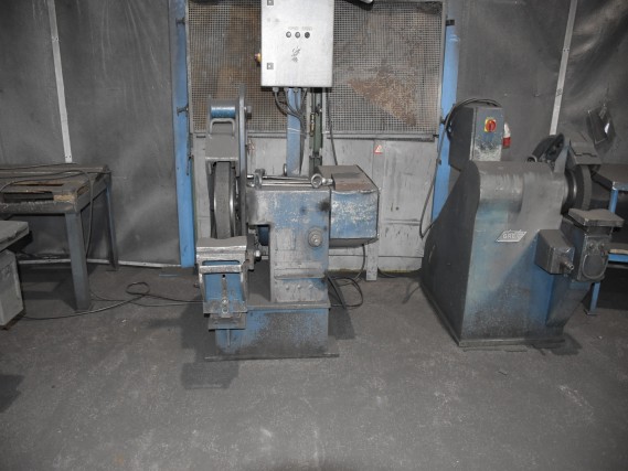 Used machines in the field of grinding and blasting technology-5