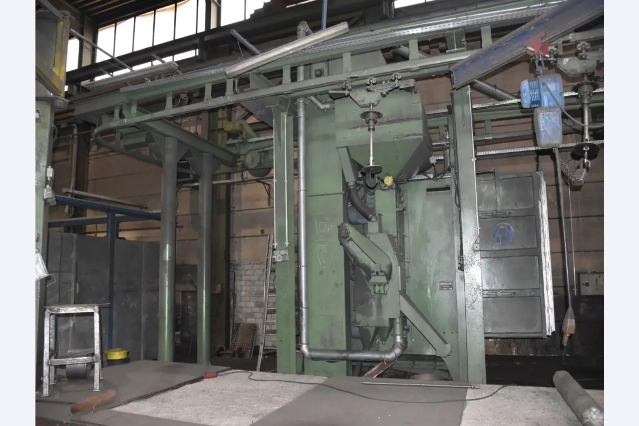 Used machines in the field of grinding and blasting technology-1