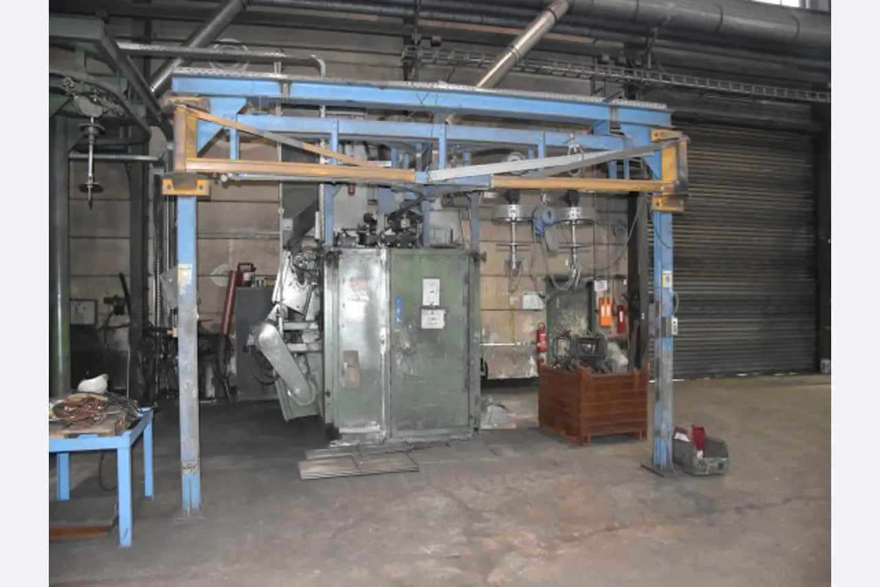 Used machines in the field of grinding and blasting technology-6