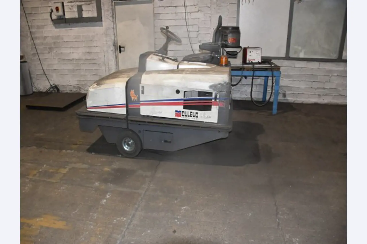 Used machines in the field of grinding and blasting technology-8