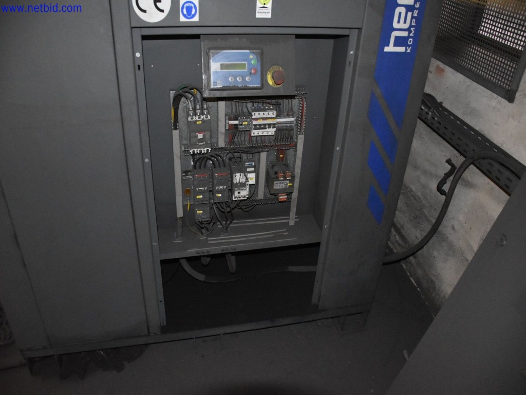 Použité stroje v oblasti broušení a tryskání-2