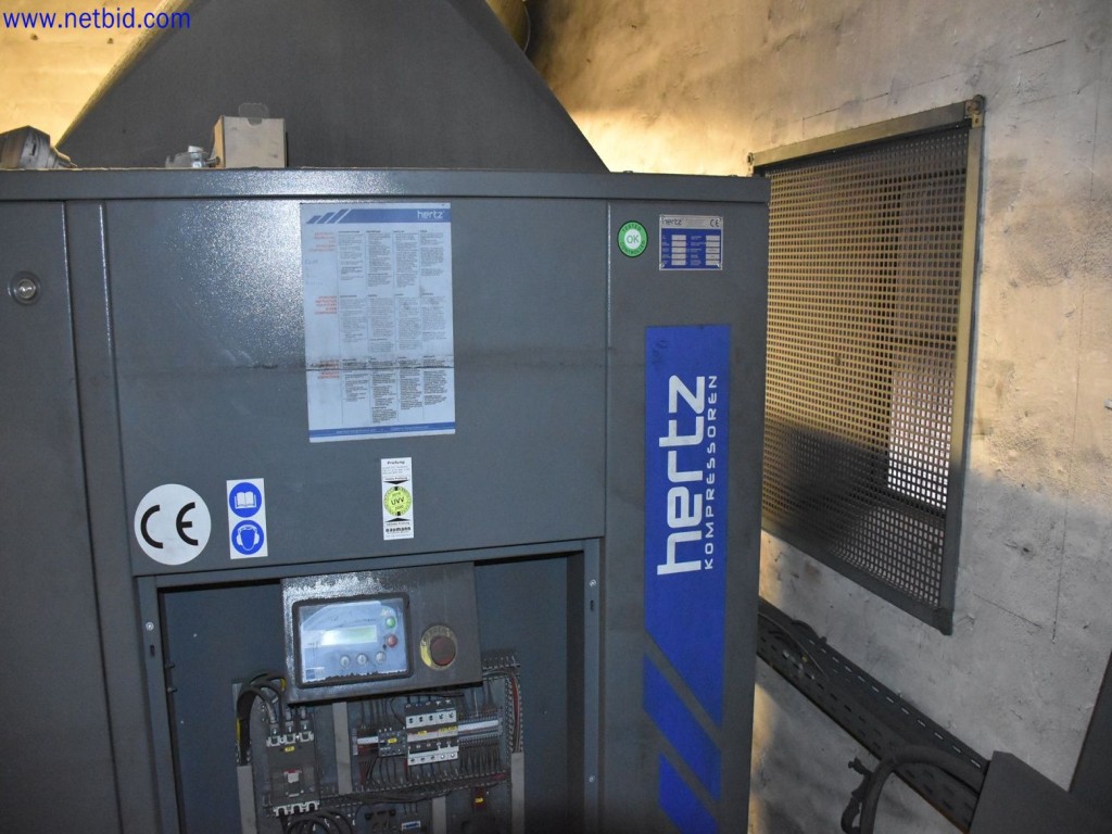 Použité stroje v oblasti broušení a tryskání-3