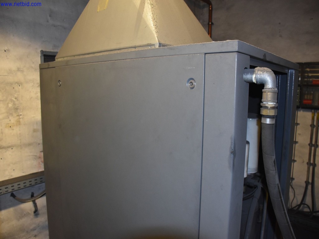 Použité stroje v oblasti broušení a tryskání-4