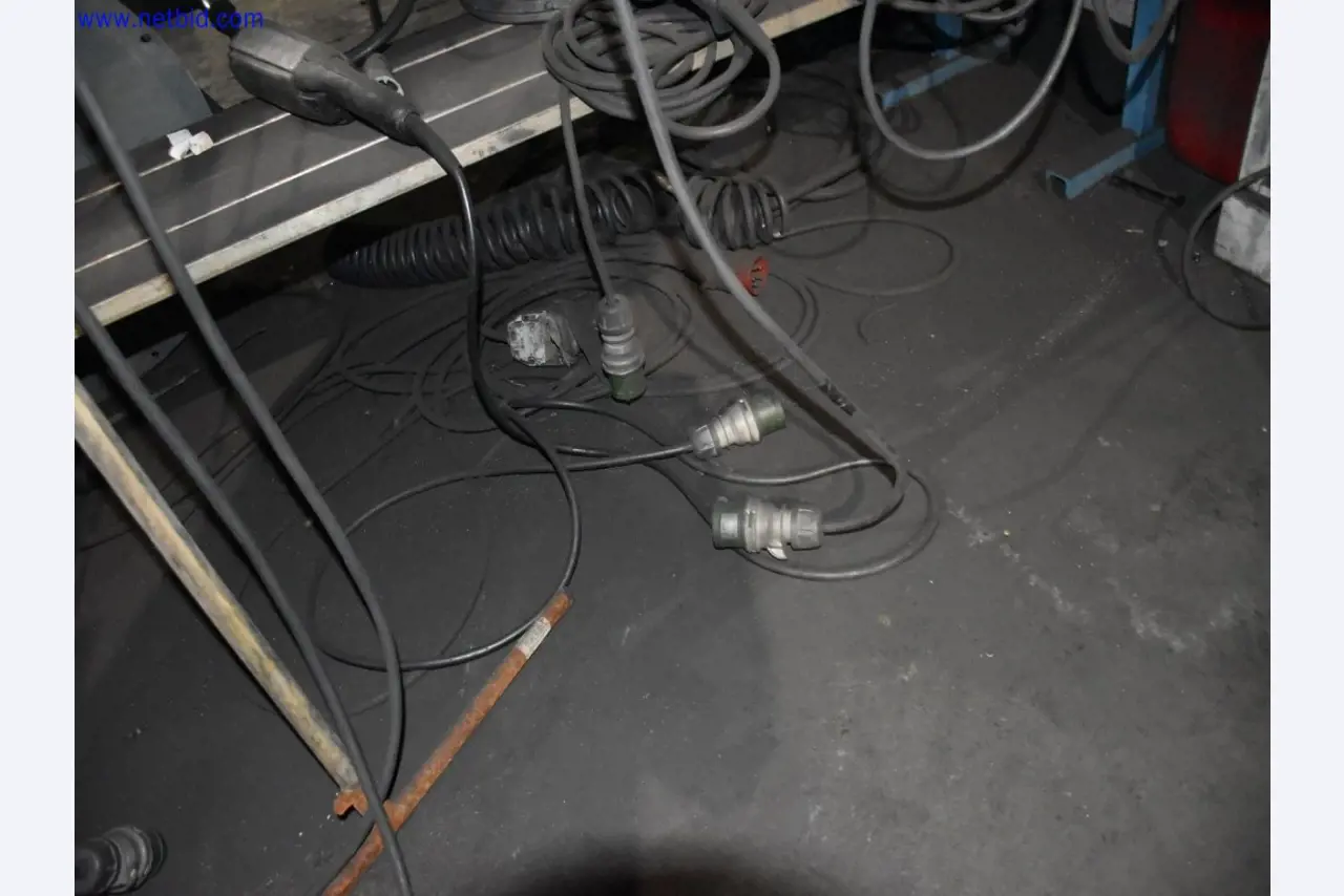 Used machines in the field of grinding and blasting technology-10