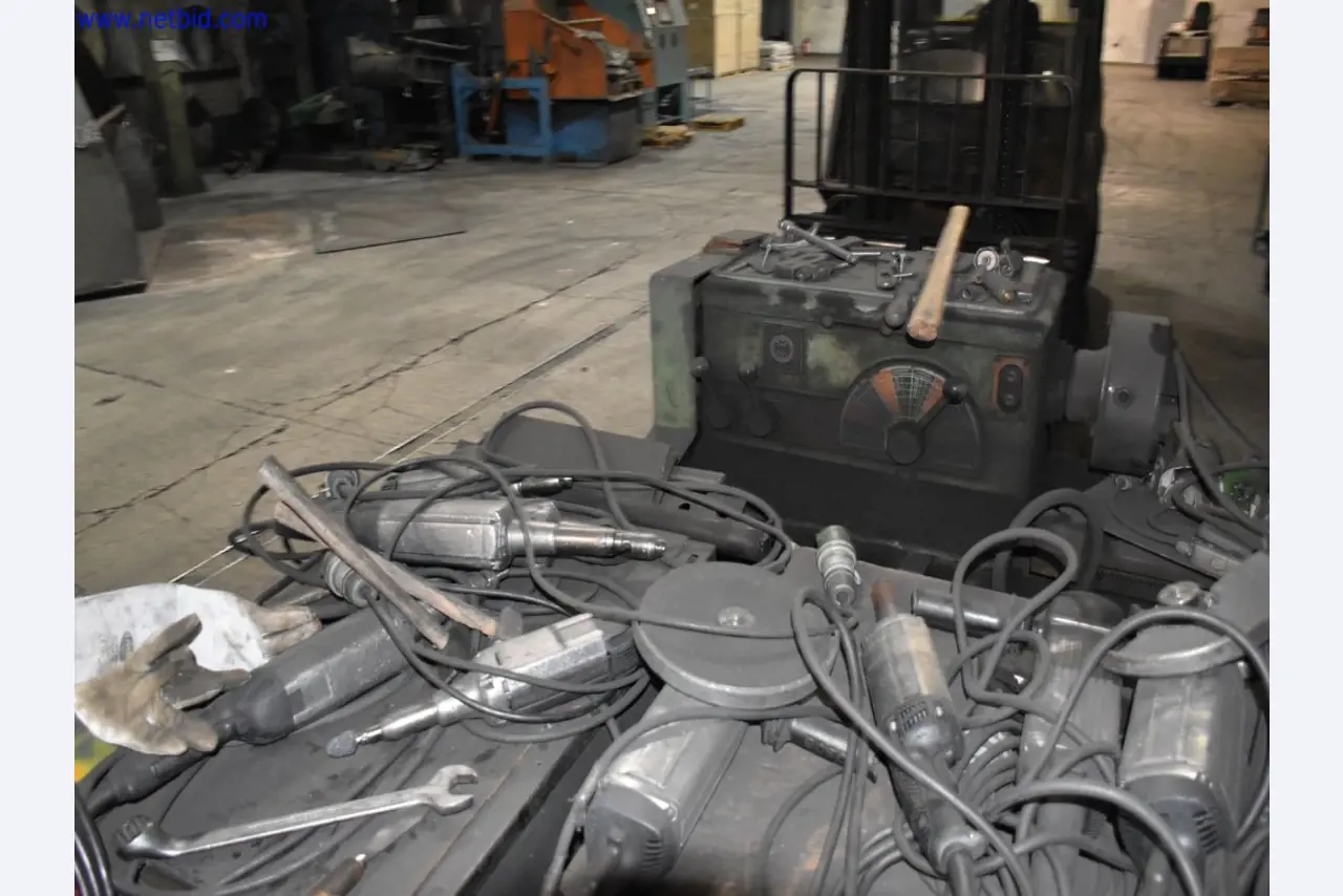 Used machines in the field of grinding and blasting technology-4