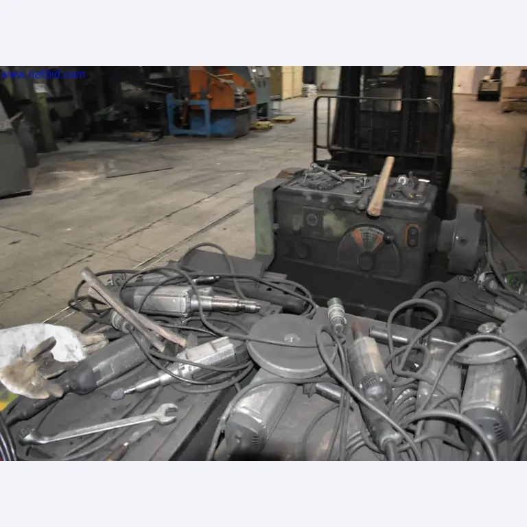 Used machines in the field of grinding and blasting technology-4