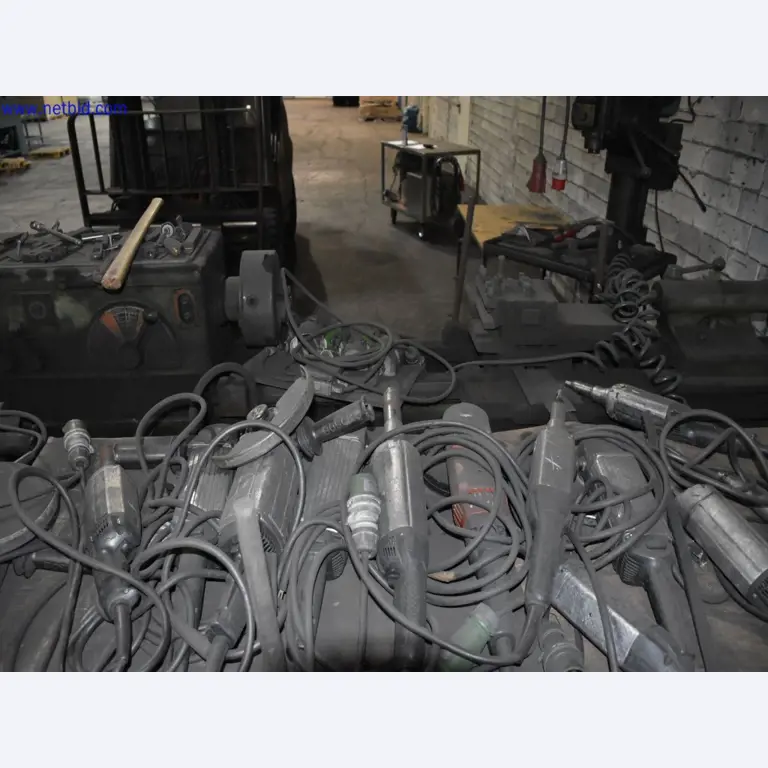 Used machines in the field of grinding and blasting technology-5