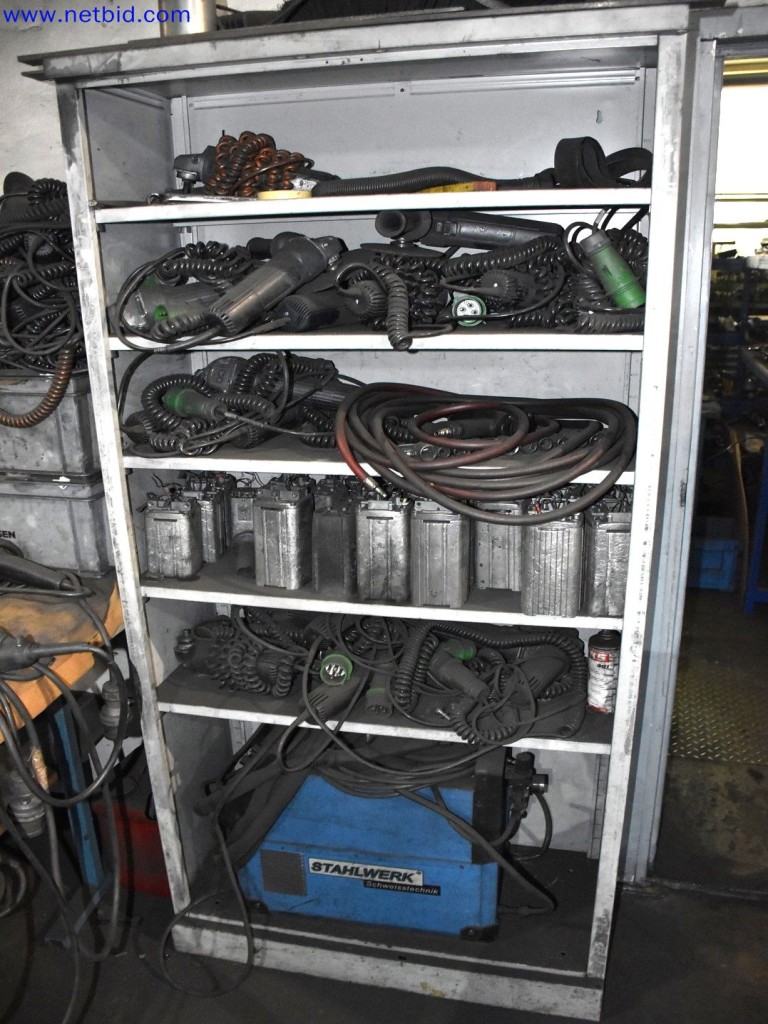 Used machines in the field of grinding and blasting technology-8