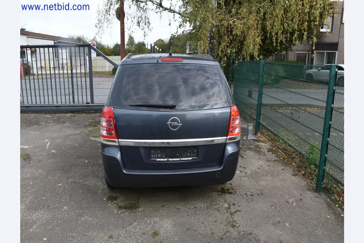 Použité stroje v oblasti broušení a tryskání-3