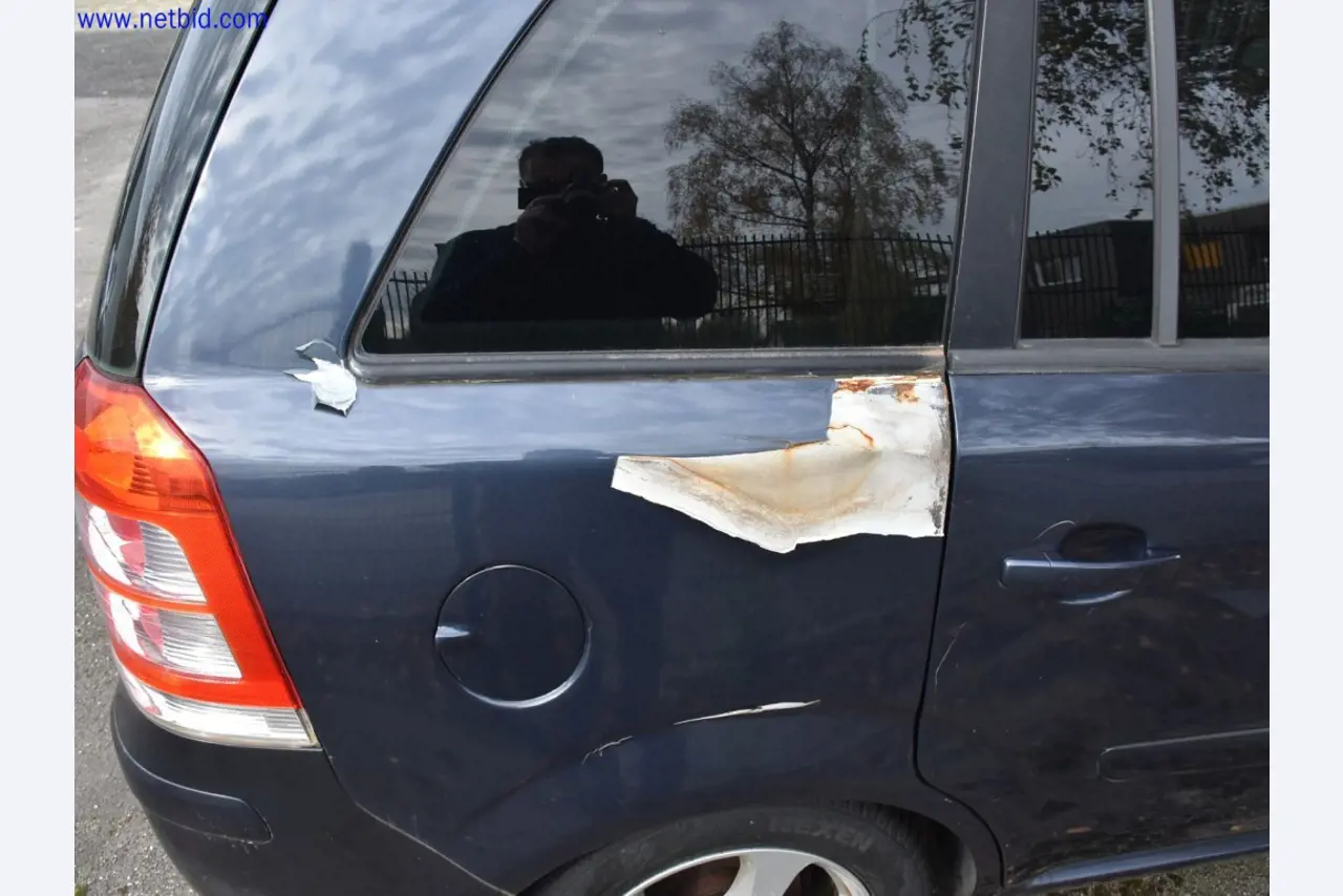 Použité stroje v oblasti broušení a tryskání-5