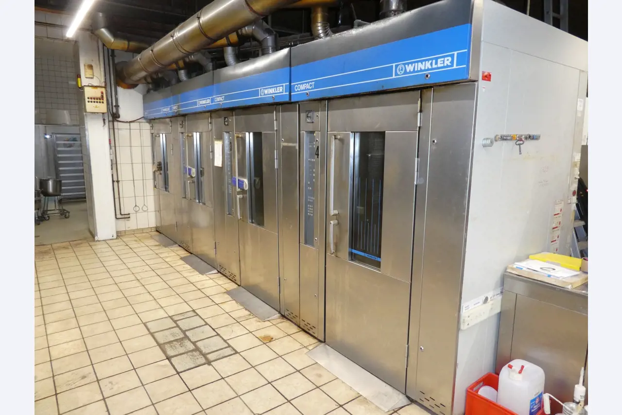 Provozní a kancelářské vybavení pekárny-1