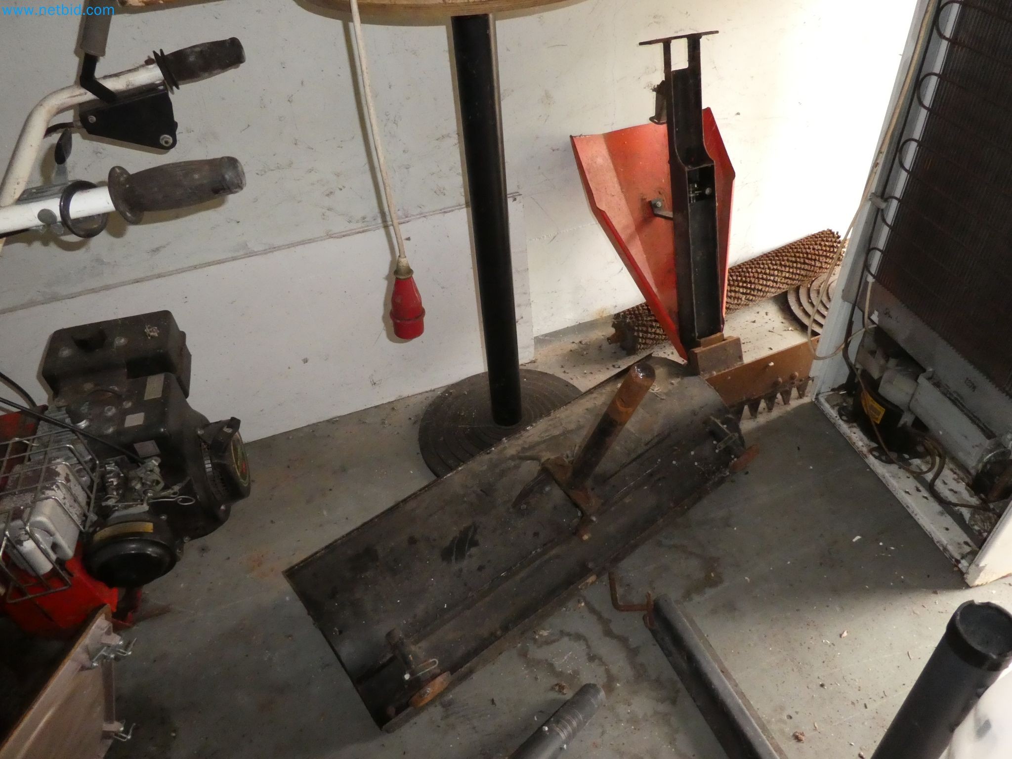 Operating and office equipment of a bakery-2