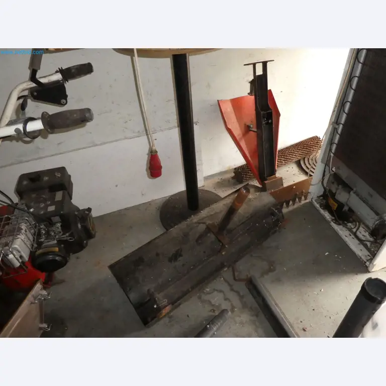 Operating and office equipment of a bakery-2