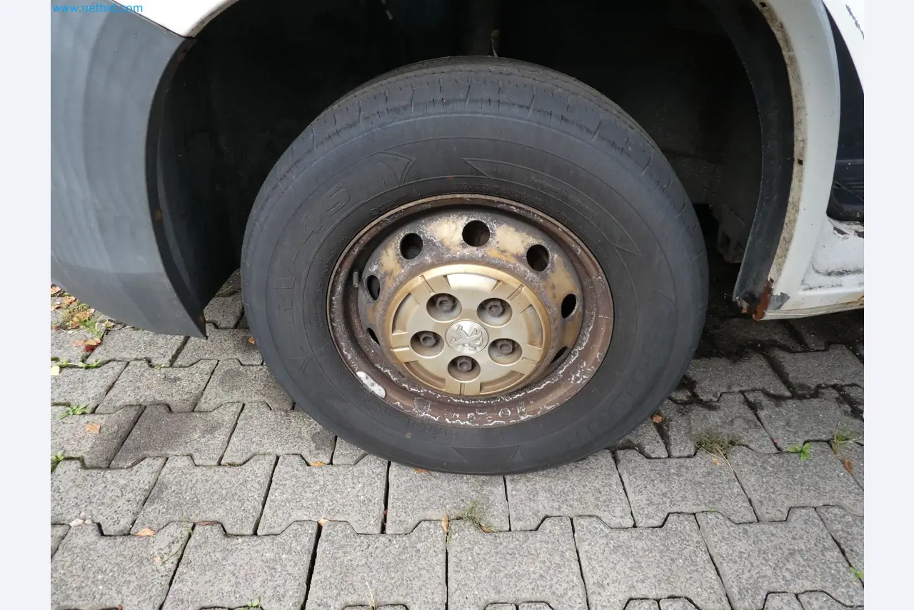 Operating and office equipment of a bakery-18