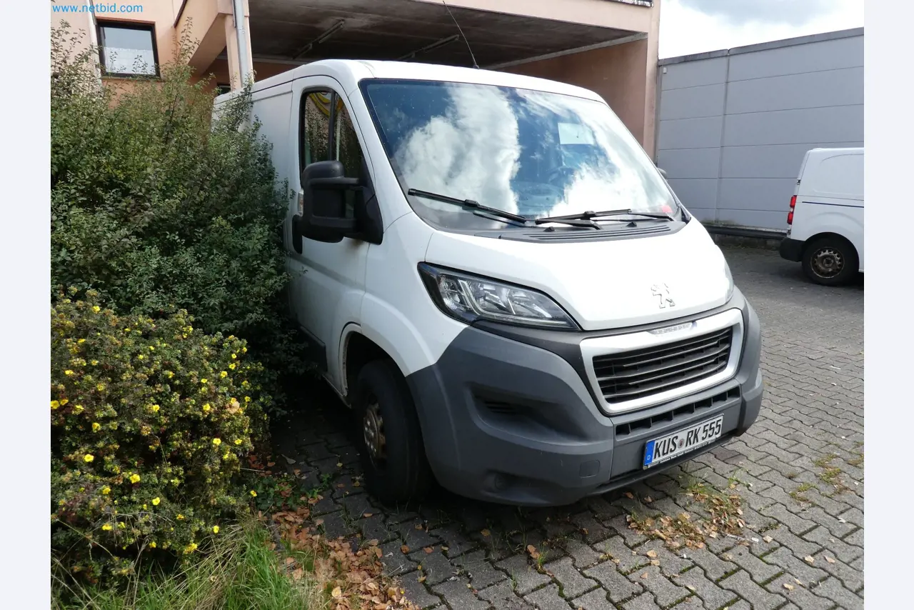 Operating and office equipment of a bakery-3