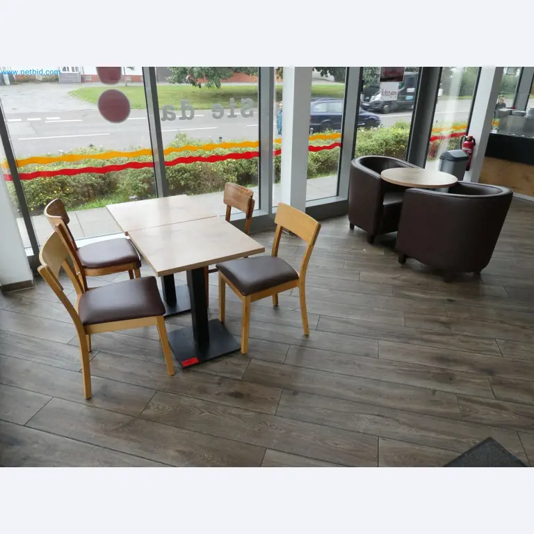 Betriebs- und Geschäftsausstattung einer Bäckerei-1