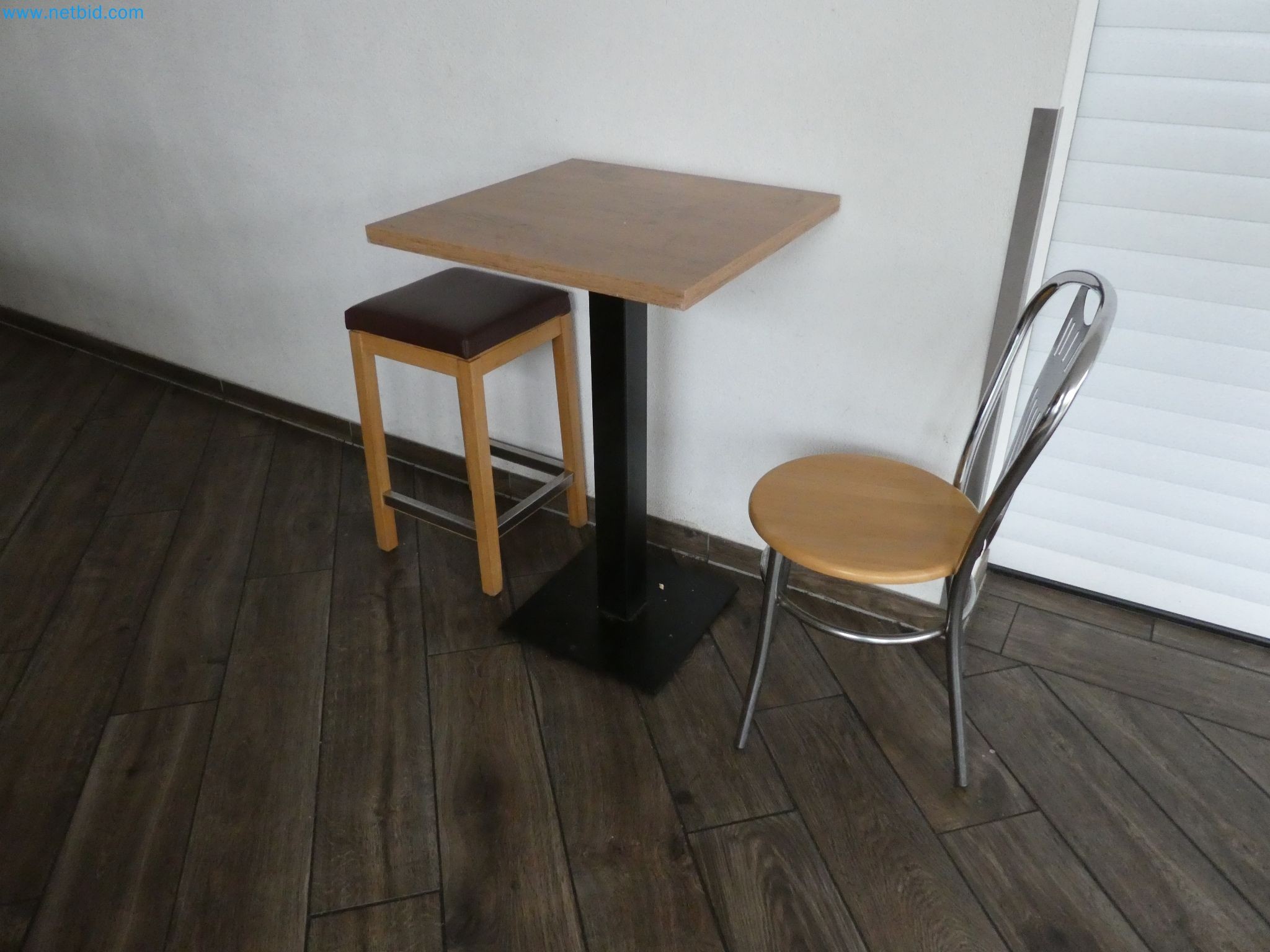 Betriebs- und Geschäftsausstattung einer Bäckerei-4