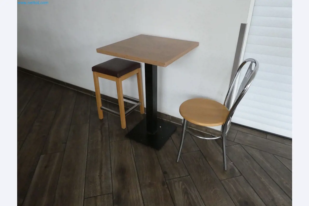 Betriebs- und Geschäftsausstattung einer Bäckerei-4