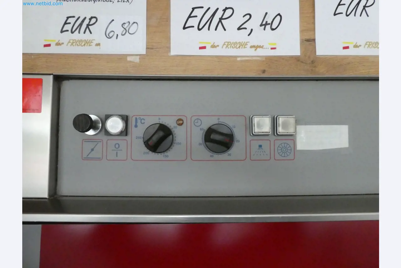 Betriebs- und Geschäftsausstattung einer Bäckerei-4