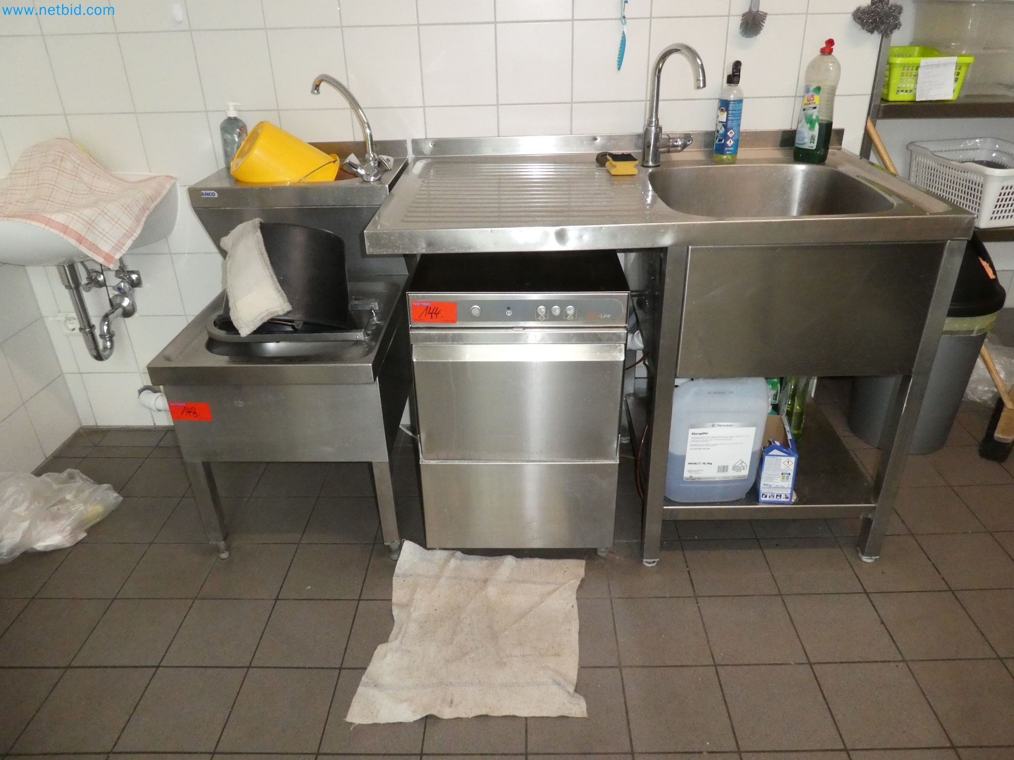 Operating and office equipment of a bakery-1