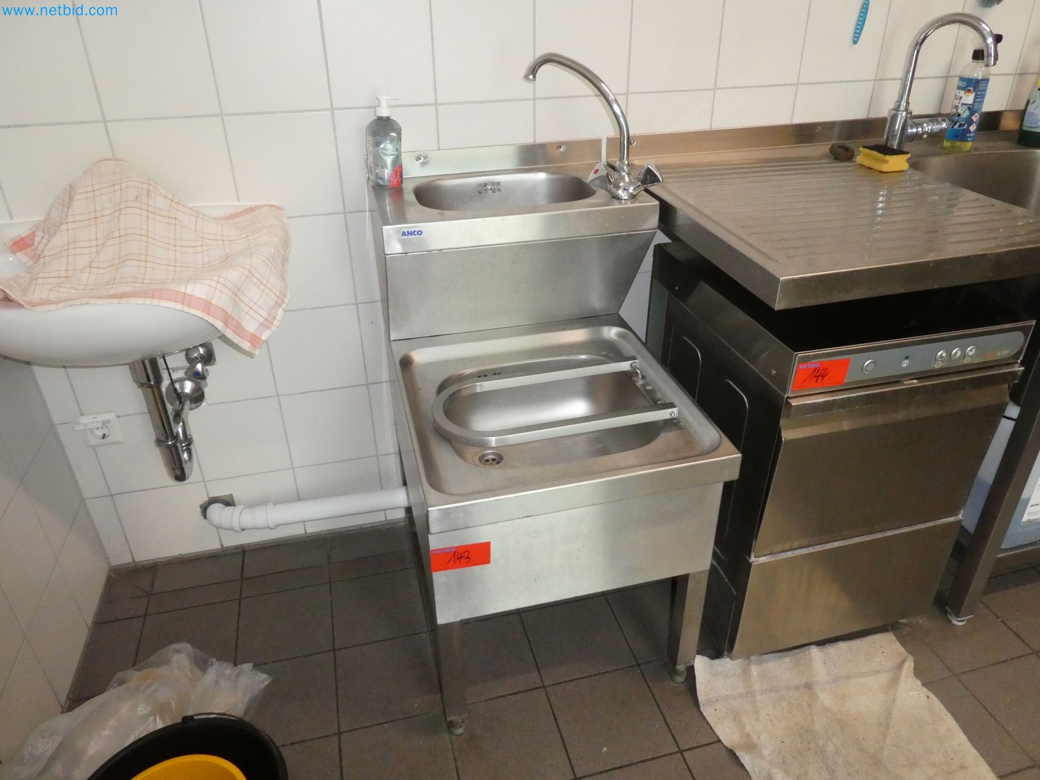 Operating and office equipment of a bakery-2