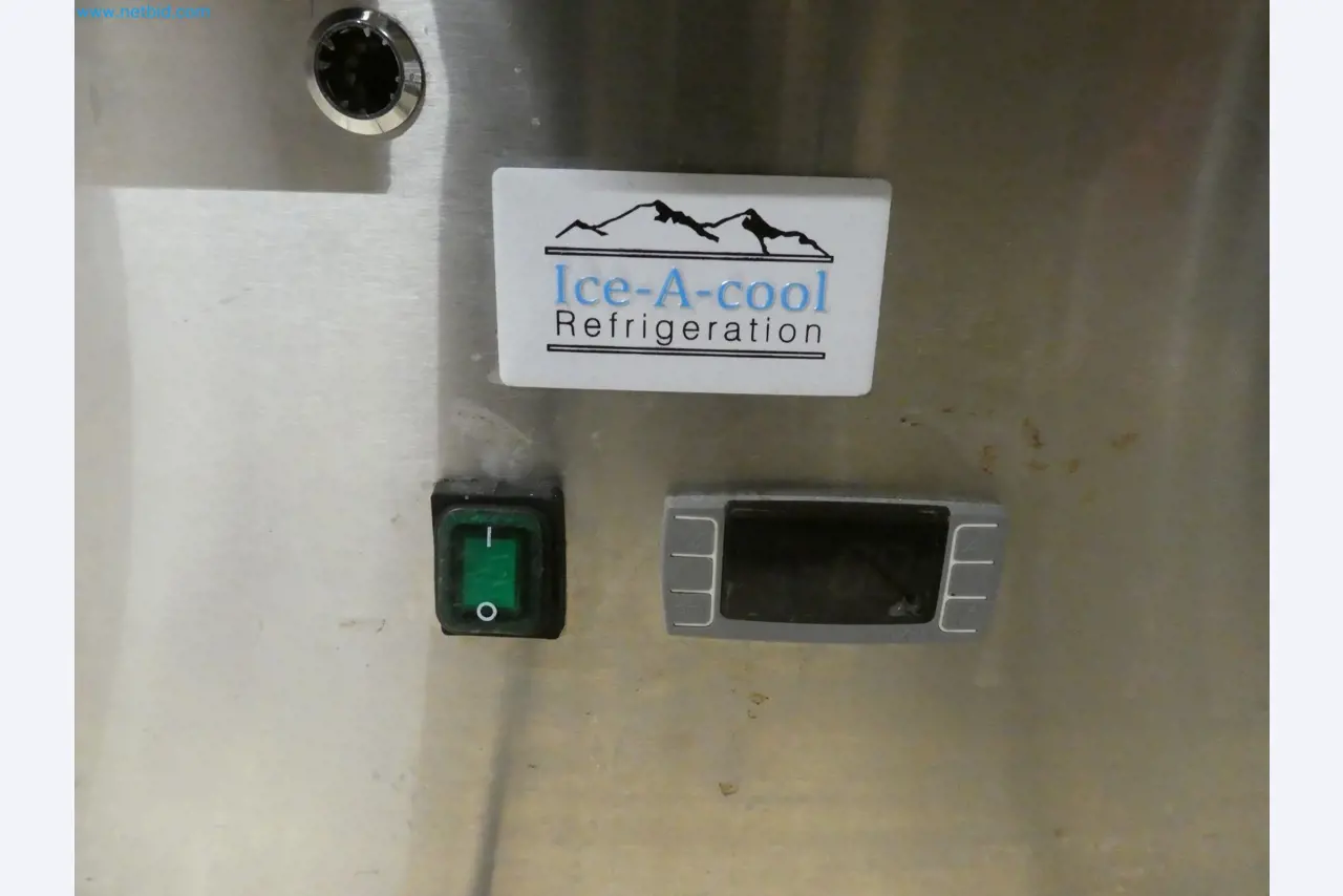 Operating and office equipment of a bakery-2