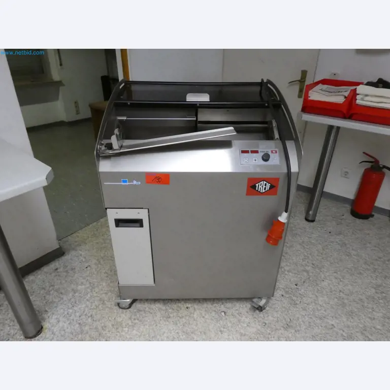 Operating and office equipment of a bakery-1