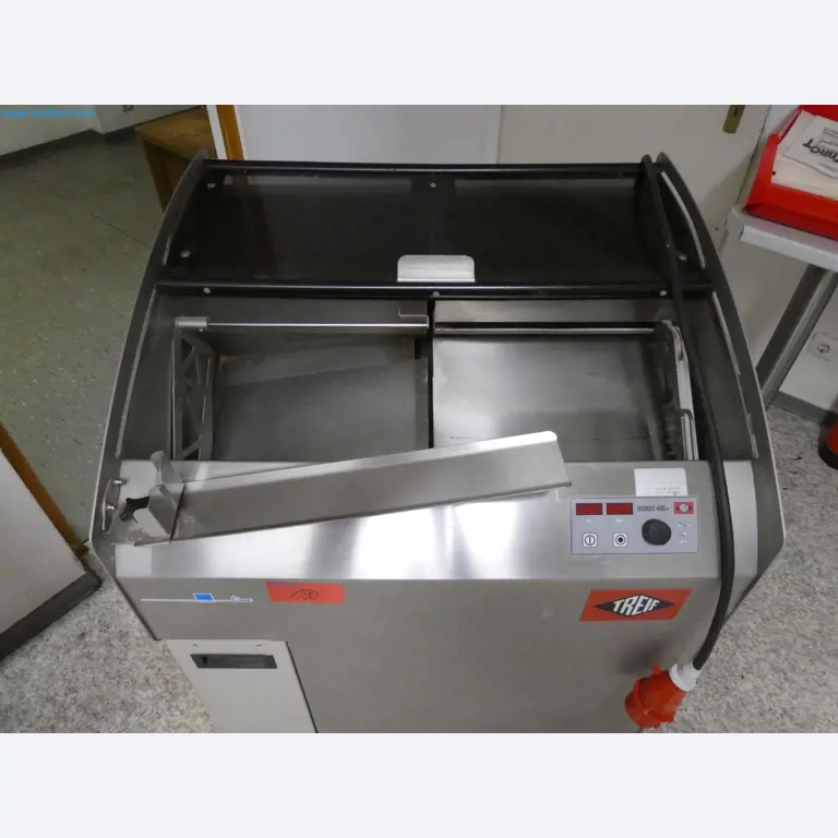 Operating and office equipment of a bakery-3