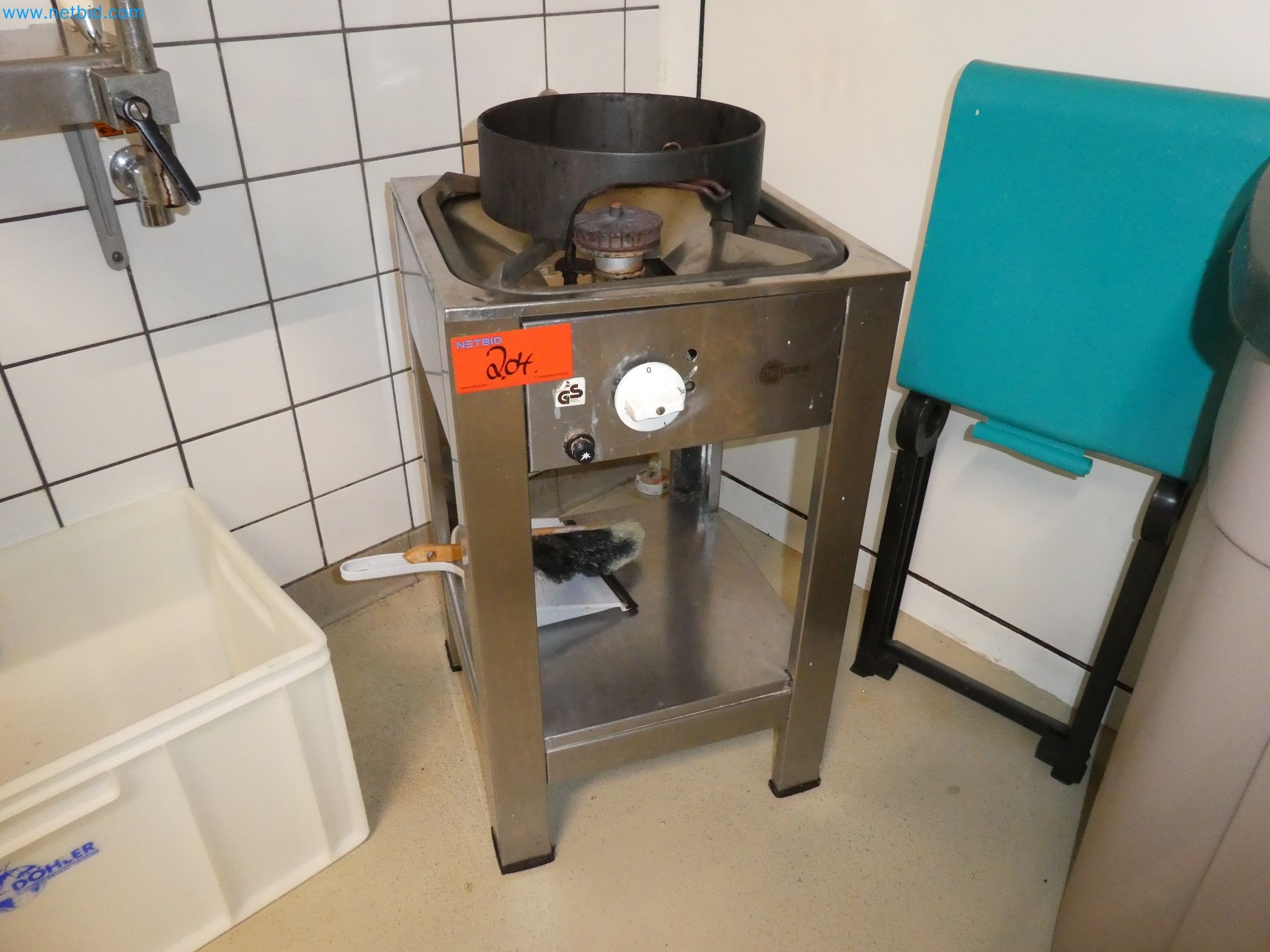 Operating and office equipment of a bakery-3