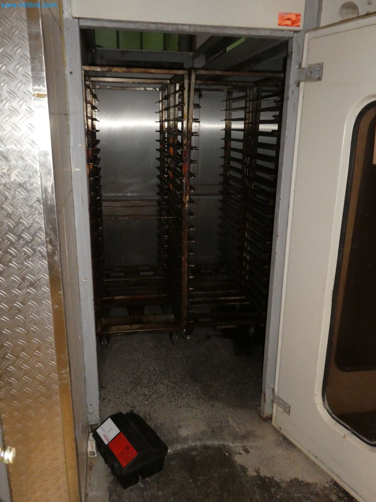 Operating and office equipment of a bakery-4