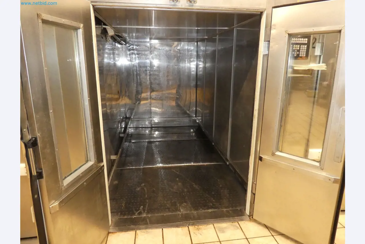 Operating and office equipment of a bakery-2