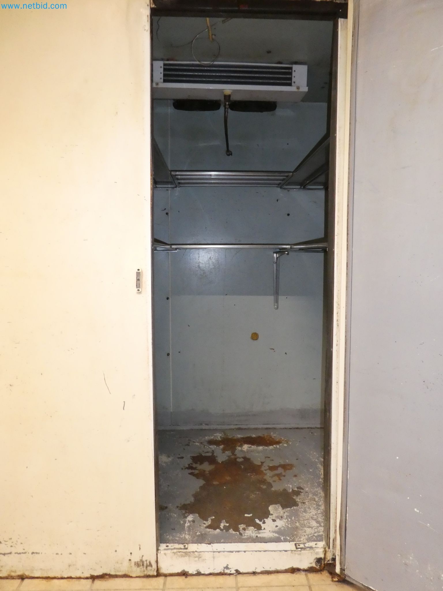 Operating and office equipment of a bakery-2