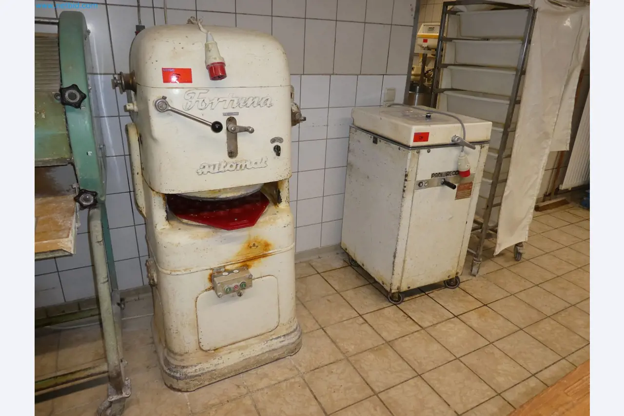 Operating and office equipment of a bakery-1