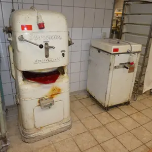 2 Dough dividing and molding machines Fortuna Automat