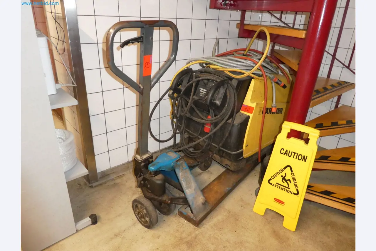 Operating and office equipment of a bakery-2