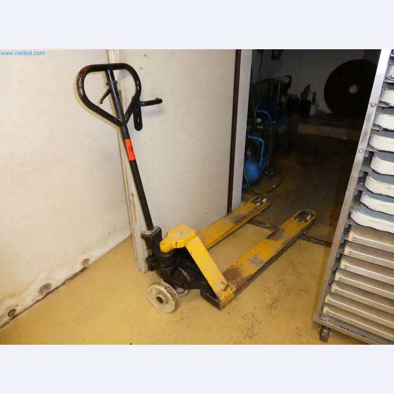 Operating and office equipment of a bakery-1