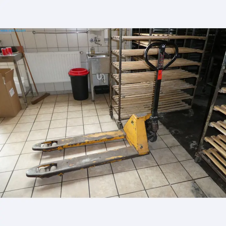 Operating and office equipment of a bakery-2