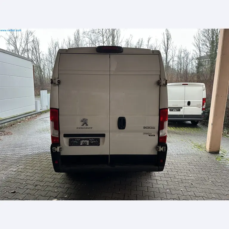 Equipamento operacional e de escritório de uma padaria-20