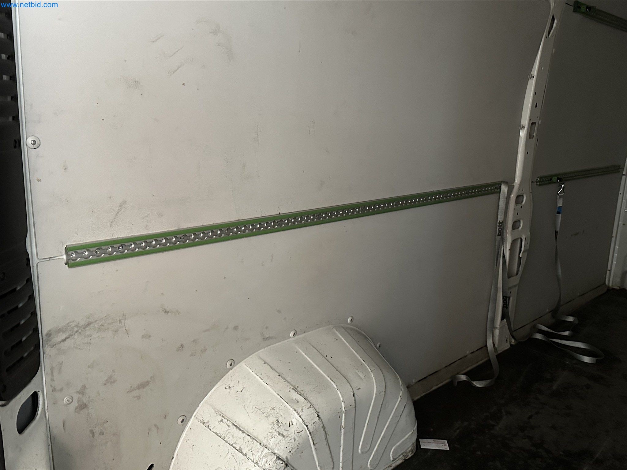 Equipamento operacional e de escritório de uma padaria-2