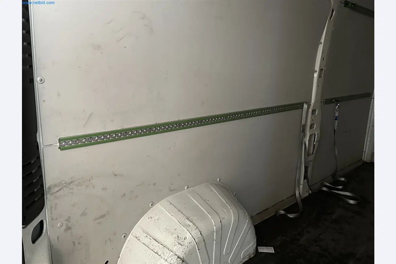 Equipamento operacional e de escritório de uma padaria-2