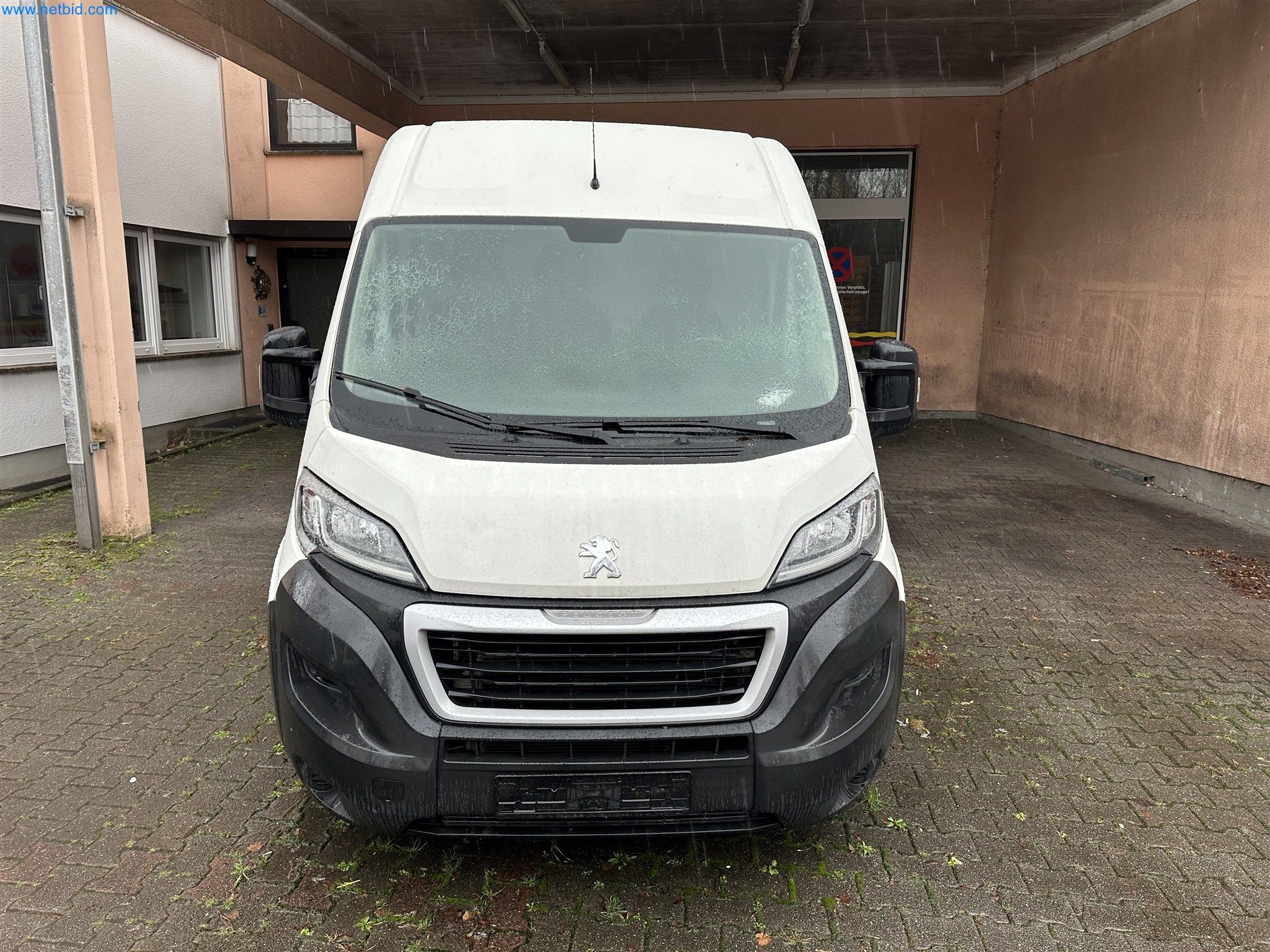 Equipamento operacional e de escritório de uma padaria-21