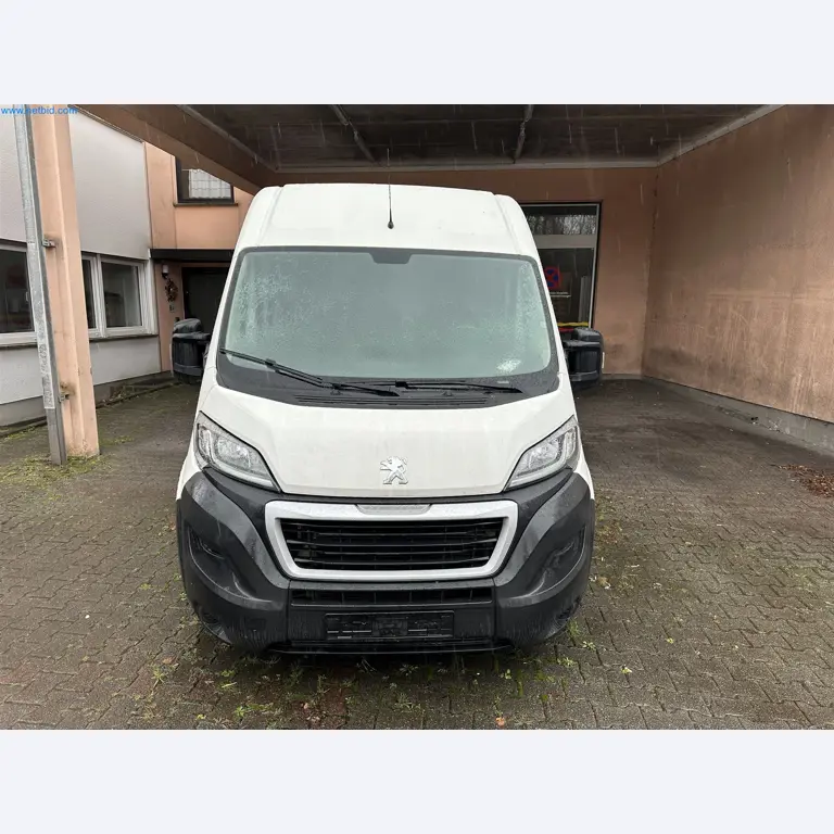 Equipamento operacional e de escritório de uma padaria-21