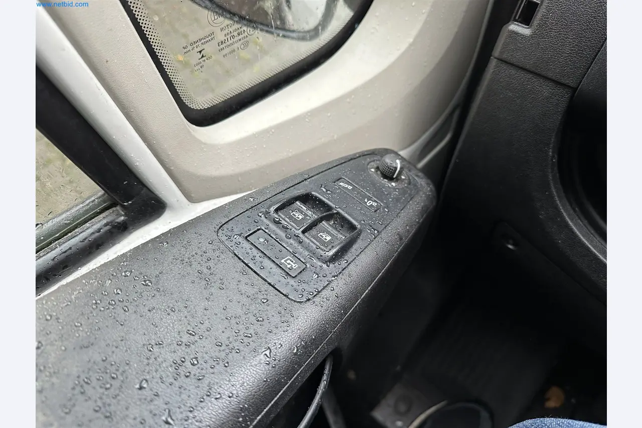 Equipamento operacional e de escritório de uma padaria-8