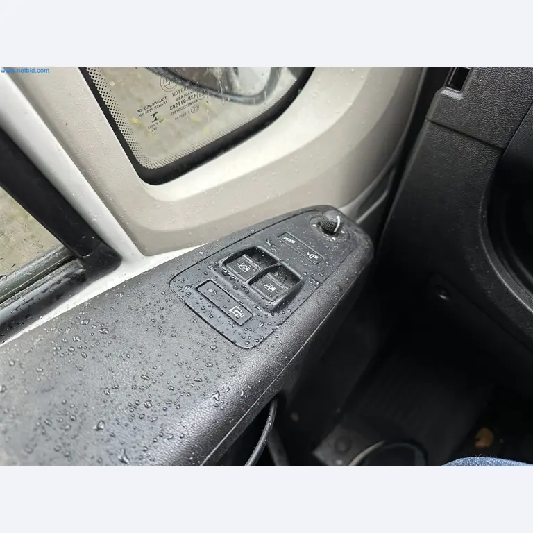 Equipamento operacional e de escritório de uma padaria-8