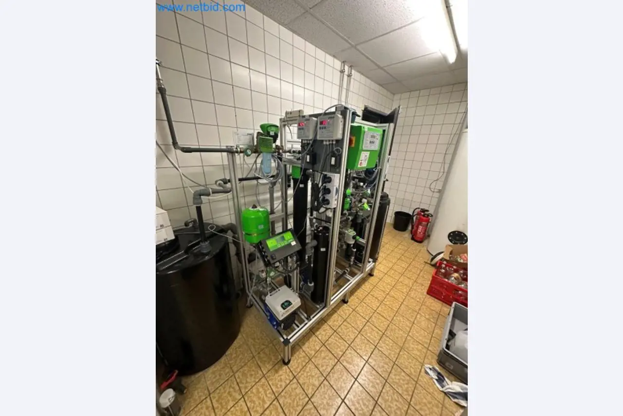 Laboratorní vybavení / Rozsáhlé skladovací technologie a zásoby / Osmotické systémy a mnoho dalšího.-16