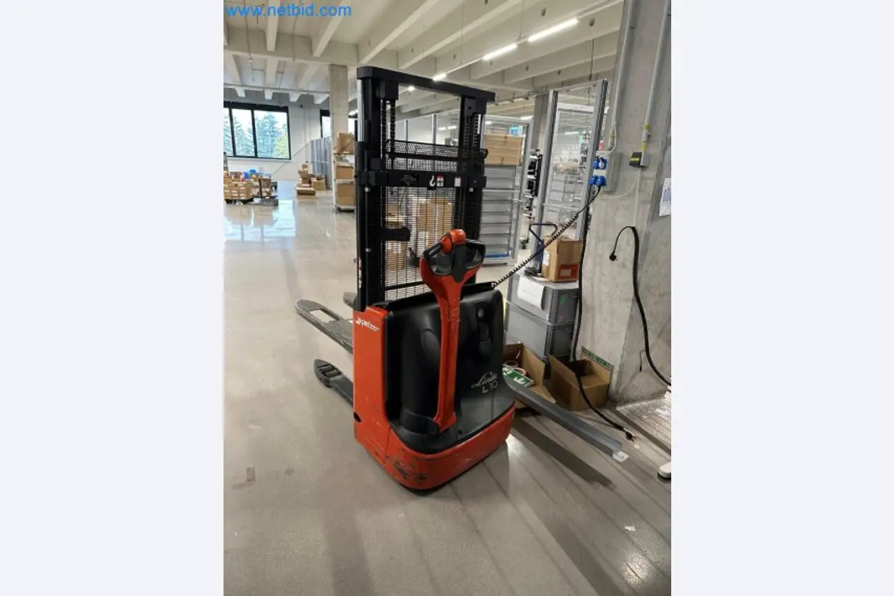 Laboratorní vybavení / Rozsáhlé skladovací technologie a zásoby / Osmotické systémy a mnoho dalšího.-4